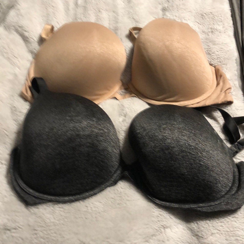 Victoria’s Secret t-shirt bra